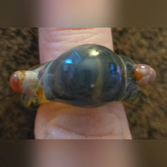 Handmade Glass Ring - Picture 5 of 6